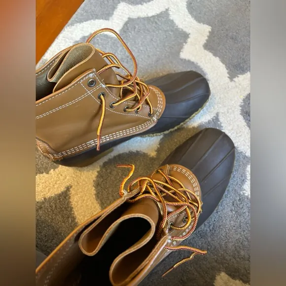 L.L. Bean Bean Boots Men Size 10 - Great condition!