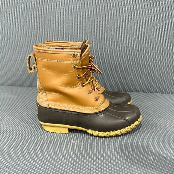 LL Bean Classic Bean Boots GoreTex Lined Womens Rubber Duck Boot Rain Boots Sz 7