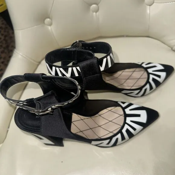 Louis Vuitton Black White Satin Leather Ankle Strap Block Heels Pump 9.5/10 40.5