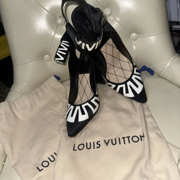 Louis Vuitton Black White Satin Leather Ankle Strap Block Heels Pump 9.5/10 40.5