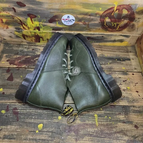 Men Dr Martens Church Quad Green Leather boots size 10 new