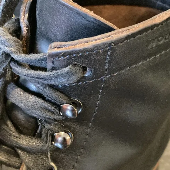 Men Wolverine 1000 Mile black leather boots size 12