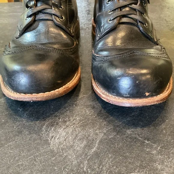 Men Wolverine 1000 Mile black leather boots size 12