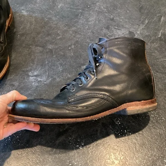 Men Wolverine 1000 Mile black leather boots size 12