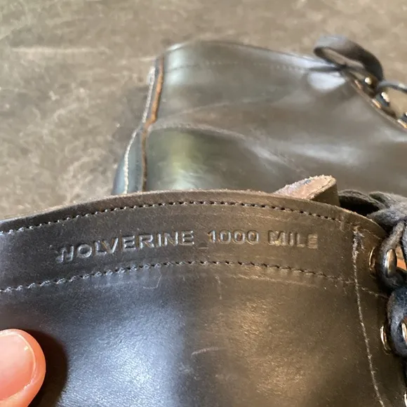 Men Wolverine 1000 Mile black leather boots size 12