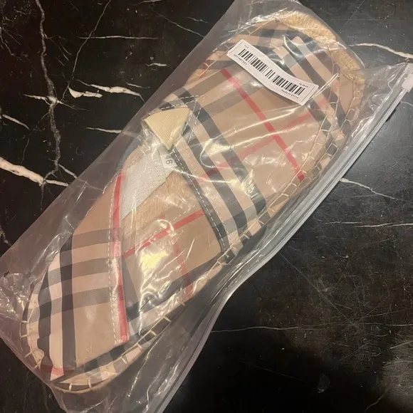 Men’s Plaid Pattern Breathable Espadrille Flat Shoes Khaki Sandal
