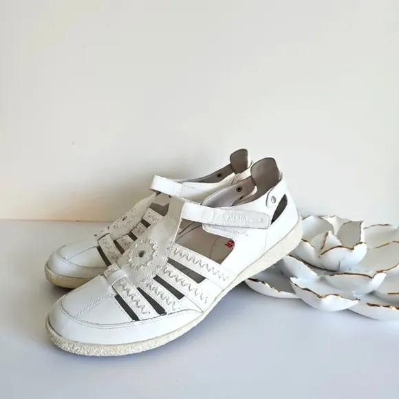 Mephisto Allrounder Galina Fisherman White Genuine Leather Sandals Size 10.5