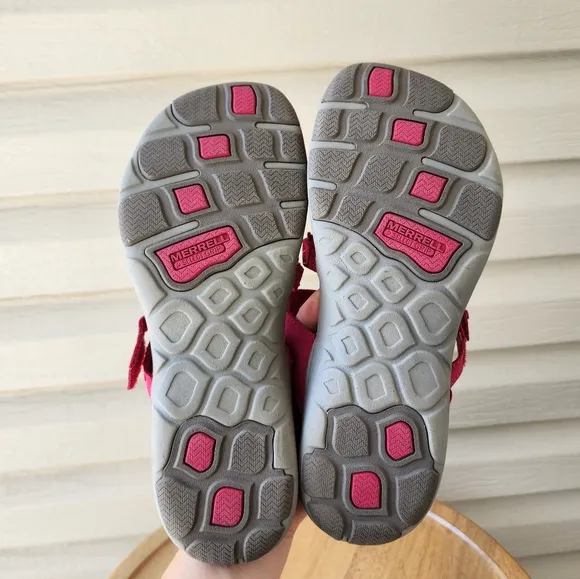 Merrell swivel women's rose red sandals