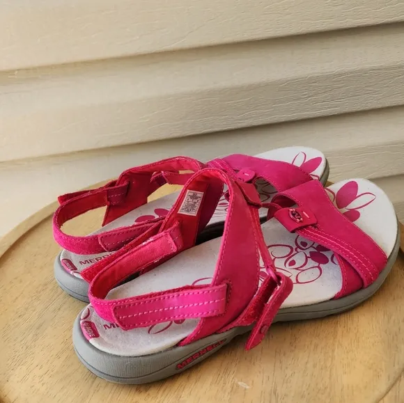 Merrell swivel women's rose red sandals
