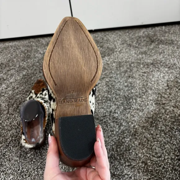 Myra HEELY WESTERN HAND-TOOLED MULES Size 7 Black and White NEW IN BAG