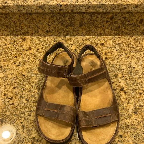 Naot Brown Comfort Ankle Strap Sandals Cork Sole 46 US 13 Israel Walking shoes