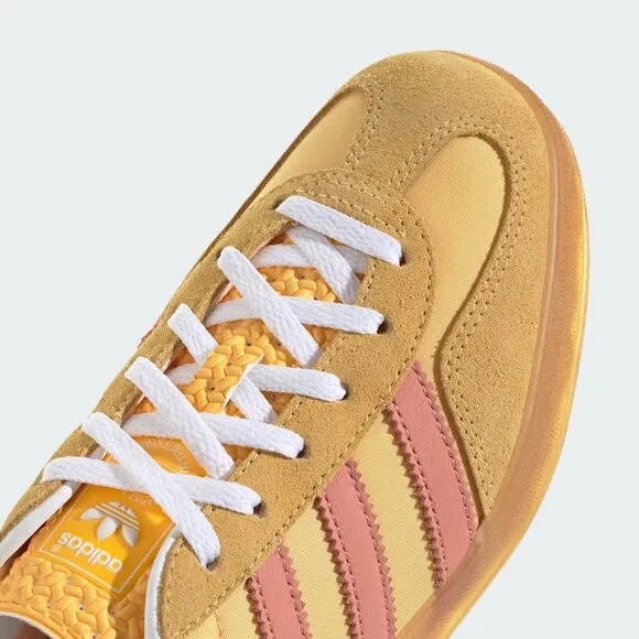 NEW adidas Gazelle Indoor Sneakers Semi Spark For Women 025