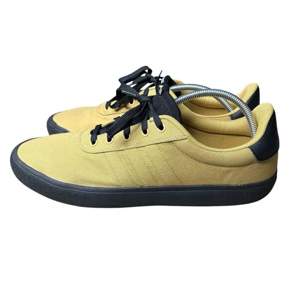 NEW Adidas Vulc Raid3r Low Mens Size 14 Skateboard Shoes Tan Black GY2281