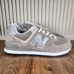 New Balance 574 Core Classic Mens Size 8.5 D Gray Retro Sneakers Shoes ML574EVG