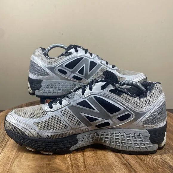 New Balance 860v5 RunDisney 2015 Minnie Mouse Womens Size 7.5 Gray Running Shoes