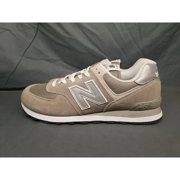 New Balance Boys 574 Athletic Sneakers GC574EVG Grey White Size 6.5 NEW IN BOX!