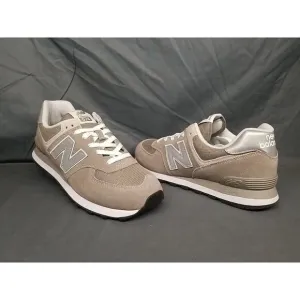 New Balance Boys 574 Athletic Sneakers GC574EVG Grey White Size 6.5 NEW IN BOX!