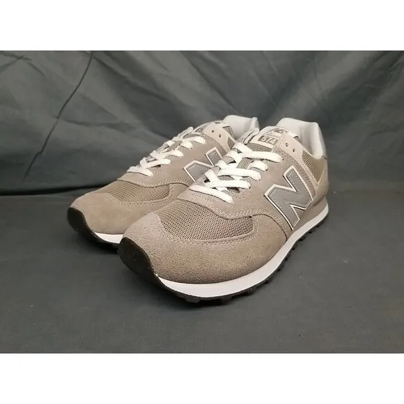 New Balance Boys 574 Athletic Sneakers GC574EVG Grey White Size 6.5 NEW IN BOX!