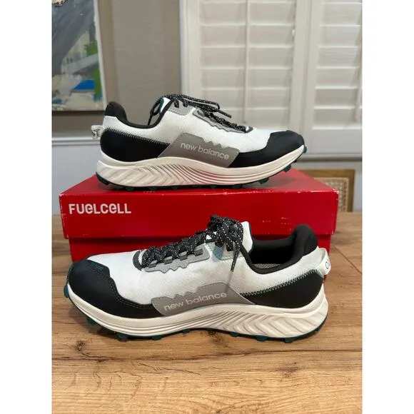 New Balance Fuel Cell 2190 Trail Running Sneaker Suede Mesh White Size 9.5 NIB