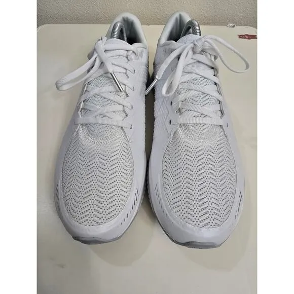 New Balance Women's FuelCell WFLCLV1 Running Shoes White Gray Size 9.5