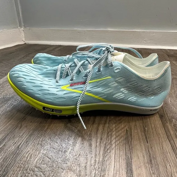 NEW Brooks ELMN8 7 Running Cleats