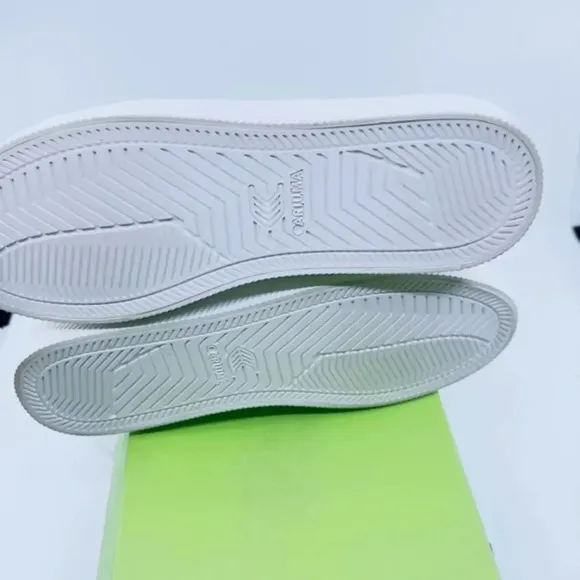 NEW Cariuma Shoes OCA Low Canvas Sneaker Skateboard Lace Top Off-White Mens 8.5