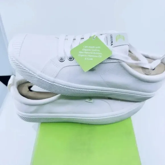 NEW Cariuma Shoes OCA Low Canvas Sneaker Skateboard Lace Top Off-White Mens 8.5