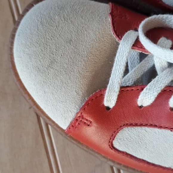 New Clarks Vintage Rare Leather Suede Cushioned Laced Causal Men's Sneakers