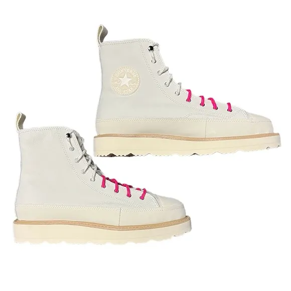 NEW Converse Gender Inclusive Chuck Taylor All Star High Top Sneaker Boot 42 EU