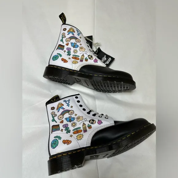 NEW Dr. Martens 1460 WEDNESDAY HOLMES FOR PRIDE LEATHER BOOTS