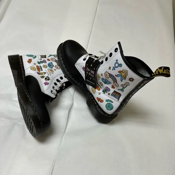 NEW Dr. Martens 1460 WEDNESDAY HOLMES FOR PRIDE LEATHER BOOTS
