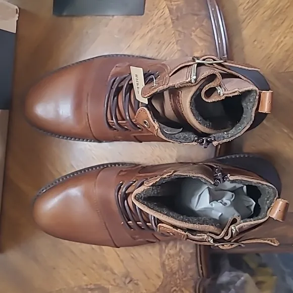 New in box! Bull Boxer 45 Mens 11.5 leather chukka lace up ankle boots cognac