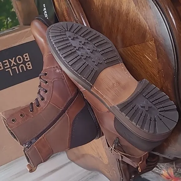 New in box! Bull Boxer 45 Mens 11.5 leather chukka lace up ankle boots cognac