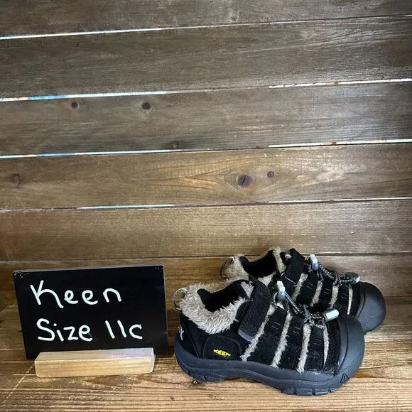 New Little Kids Keen Newport Black Suede Fur‎ Trimmed Outdoor Shoes Size 11 C