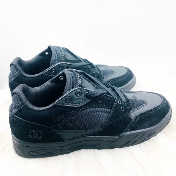 NEW Men’s Dc Maswell Black Skate Shoes Size 7 US!