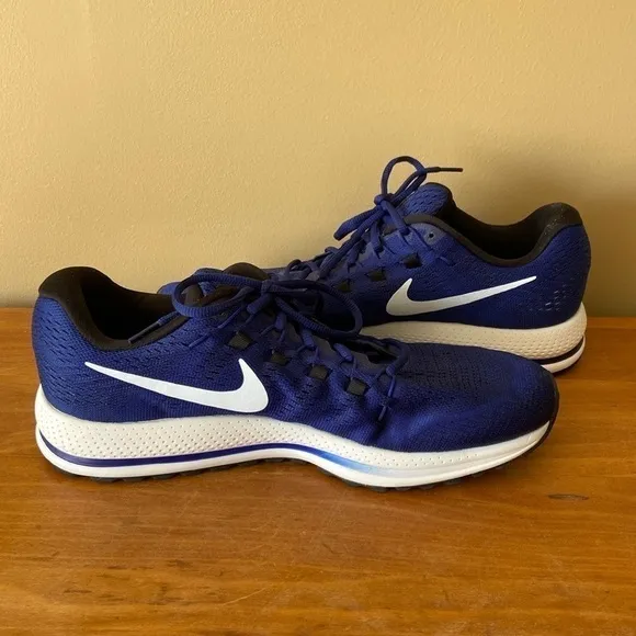 NEW! Men’s NIKE Zoom Vomero 12 Running Shoes - Size 13