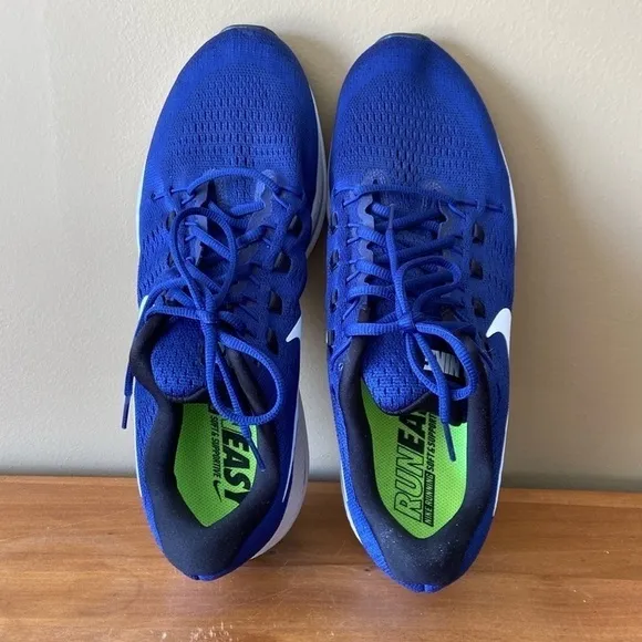 NEW! Men’s NIKE Zoom Vomero 12 Running Shoes - Size 13