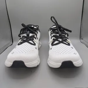 NEW MODEL - ONCLOUD X4 - MEN'S ATHLETIC SHOES AUTHENTIC  SZ 9.5