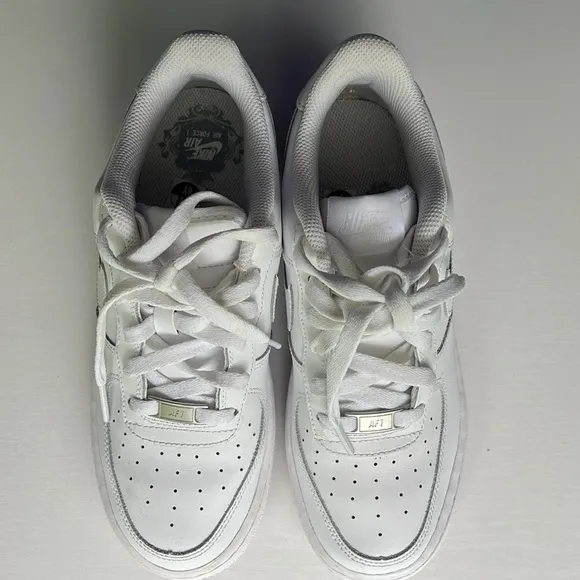 New Nike Air Force 1 White Sneakers, size 6Y
