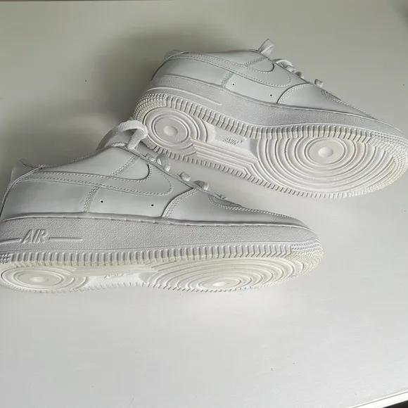 New Nike Air Force 1 White Sneakers, size 6Y