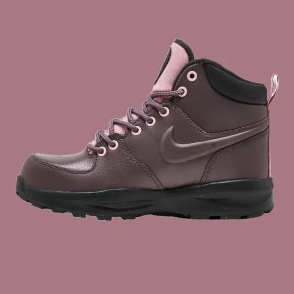 New Nike Manoa '17 Leather Girls' Grade School Size 6 Color Violet Ore