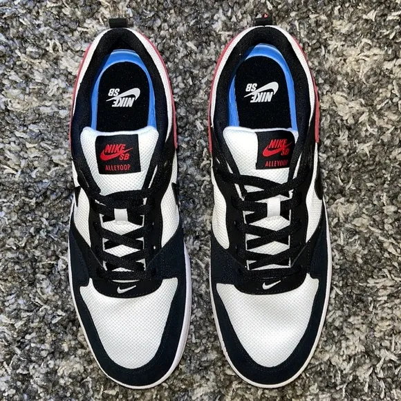 New NIKE SB Alleyoop in White/University Red/White/Black