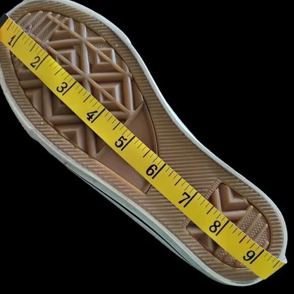 New Orleans Saints Football Team Fan Shoes Womens Size 5 /35 Black &amp; Gold