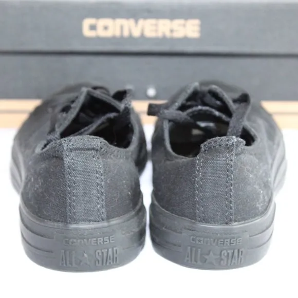 NIB Converse Chuck Taylor Unisex Classic Black Low Top Shoes Womens 9.5 Mens 7.5
