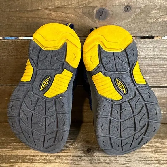 NIB New Little Kids Keen Newport H2 Blue Strappy Outdoor Shoes Sandals‎ Size 7 C