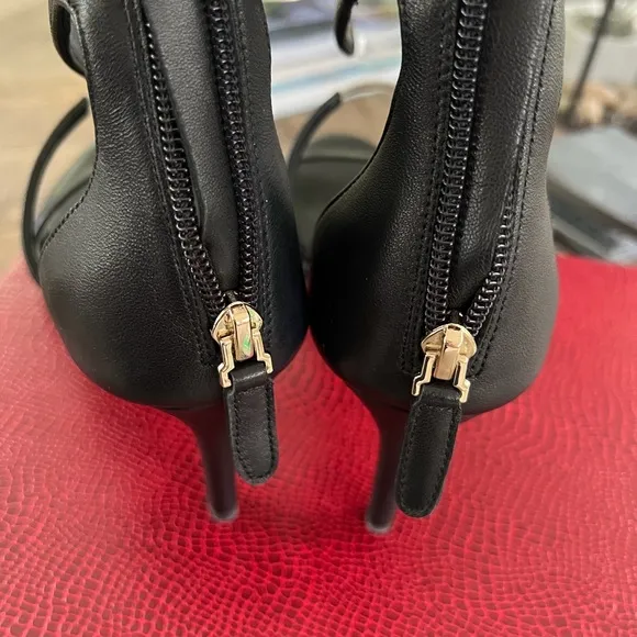 NIB Tamara Mellon Reverse Sandal 75