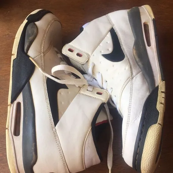 Nike air flight classic white shoes