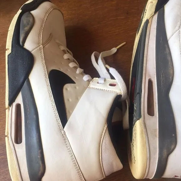 Nike air flight classic white shoes