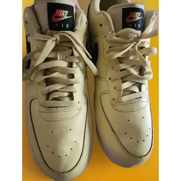Nike Air Force 1 Low '07 LV8 Mens Size 15 Yellow Black Athletic Shoes Sneakers
