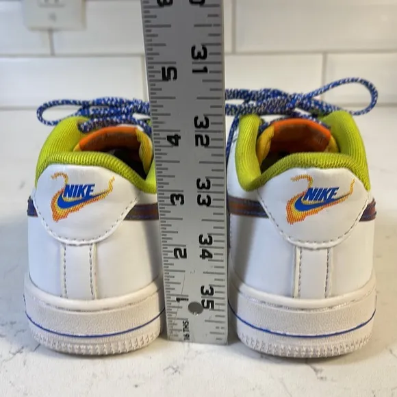 Nike Air Force 1 LV8 &quot;Phygital&quot; Grade School Boys' Shoe Size 1Y (DQ7770-100)